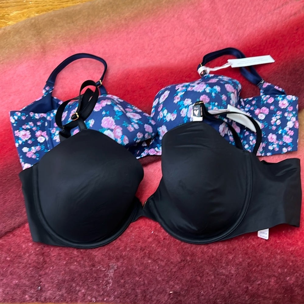Victoria’s Secret Bras Set of 2